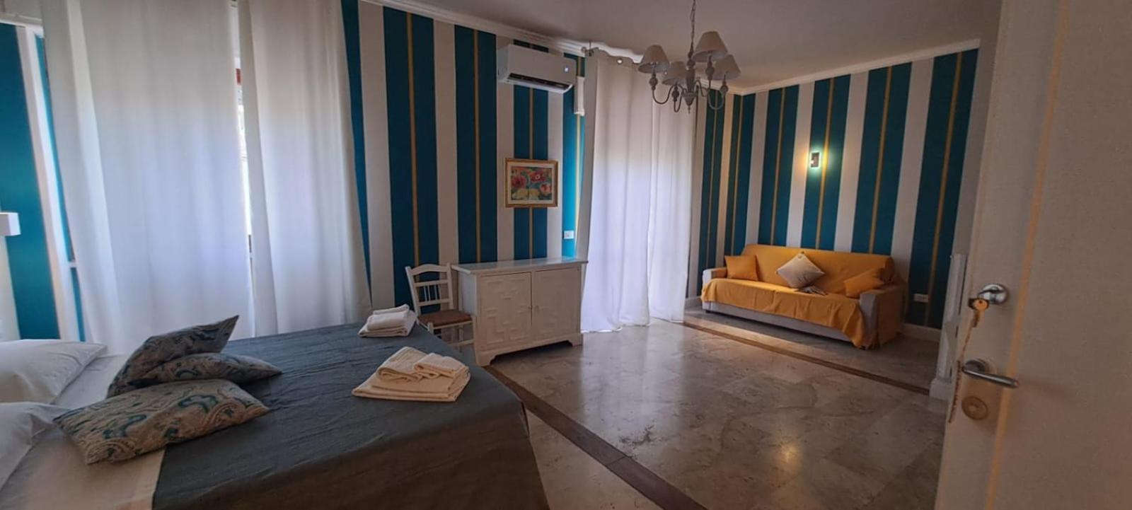 Chez Tata' - Sce Tata Bed and Breakfast Rossano Stazione Exterior foto